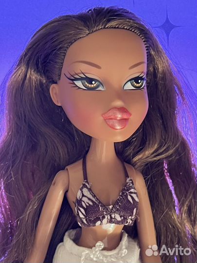 Кукла Bratz Yasmin Hot Summer Dayz