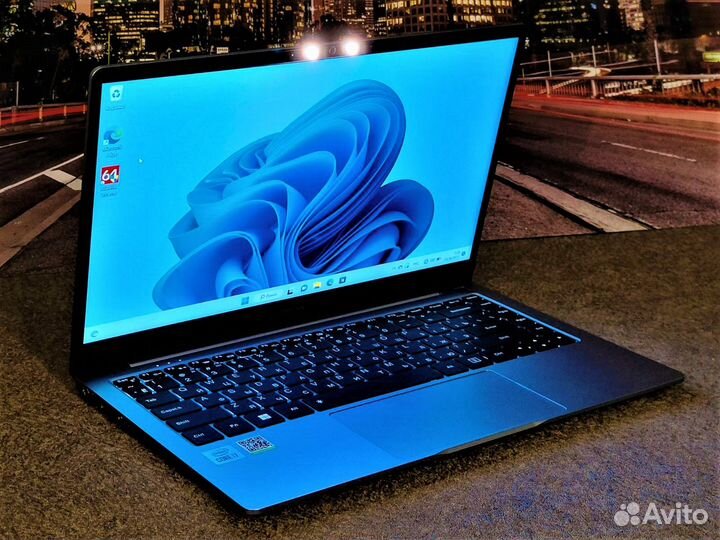Мощный ультрабук Infinix Core-i7/ SSD512/ 14