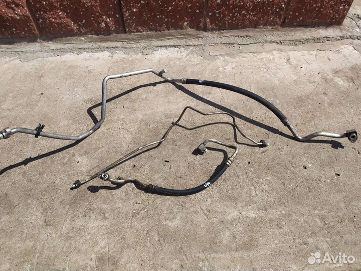 Трубка кондиционера Nissan bluebird ENU14