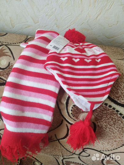 Комплект шапка и шарф для девочки