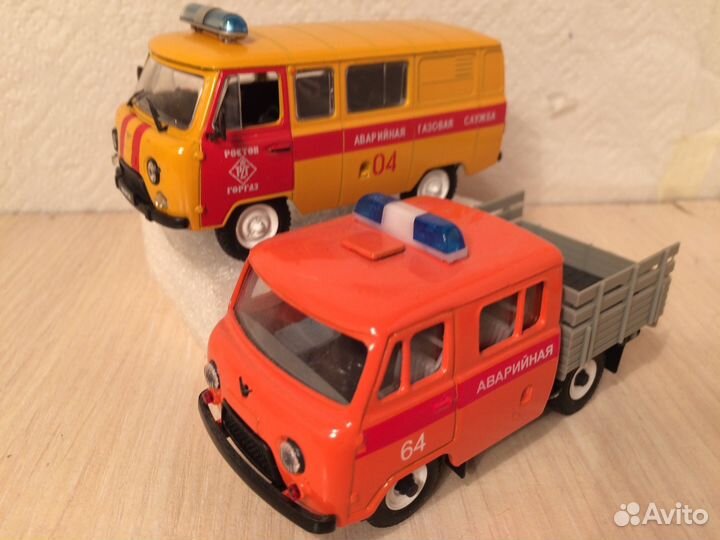 Модель уаз-452 масштаб 1/43