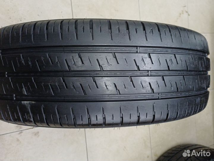 Nokian Tyres Hakka Van 215/70 R15C 109R