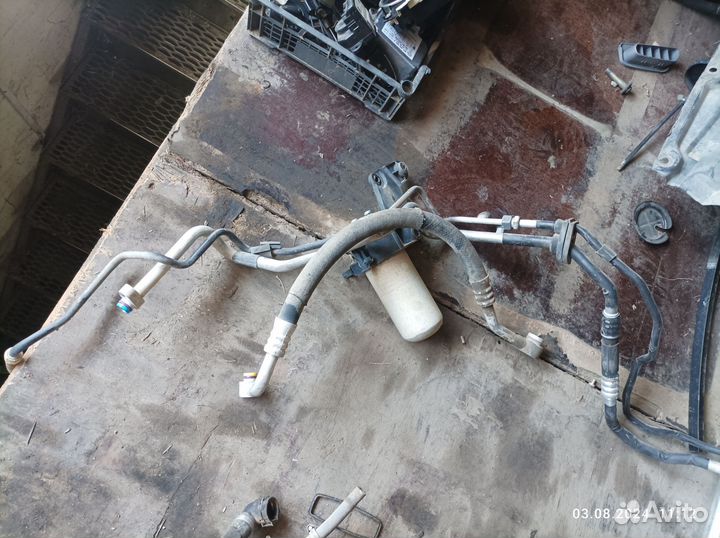 Трубка кондиционера Ауди А6 С6 Audi A6 C6