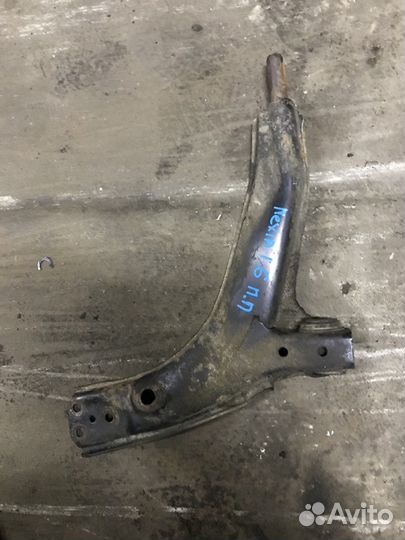 Рычаг подвески передний правый