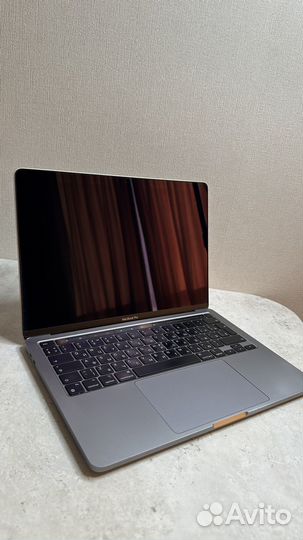 Macbook pro 13 2020 m1