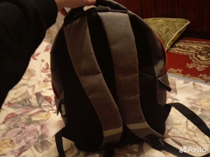 Продам портфель школьный