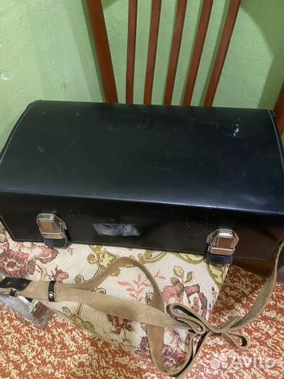 Кожаный чемодан