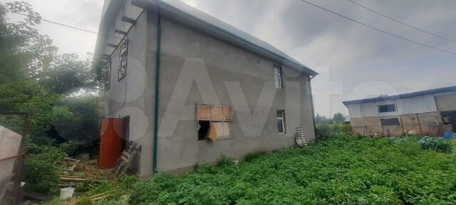 Дом 281 м² на участке 6 сот.