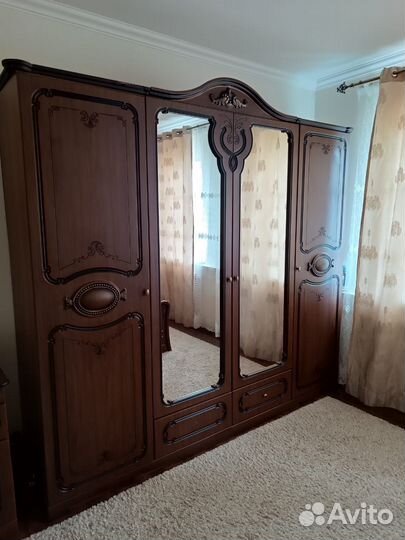 Спальный гарнитур бу