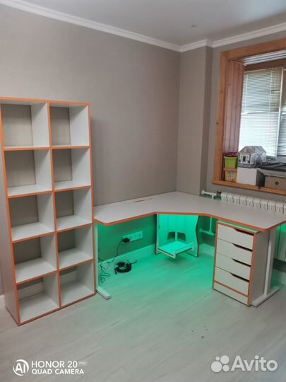 Компьютерный стол