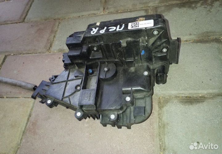 Замок двери передний правый Mercedes-Benz S-Clacc