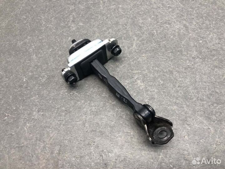 Ограничитель двери передний правый Daewoo Gentra