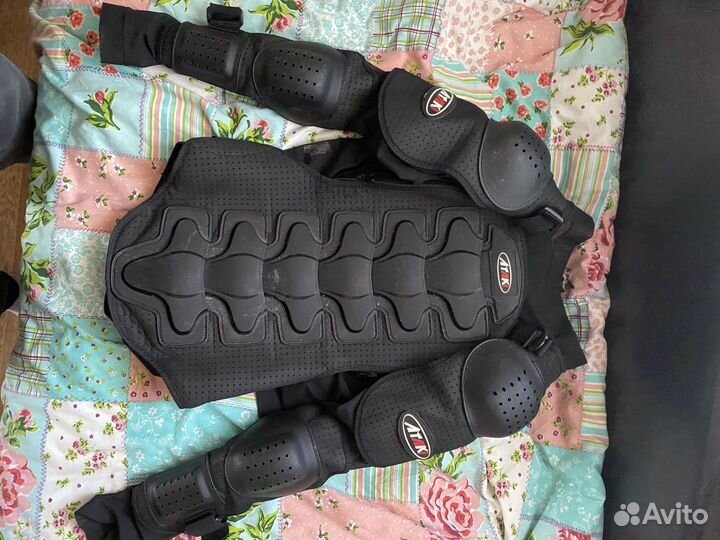 Мотокуртка