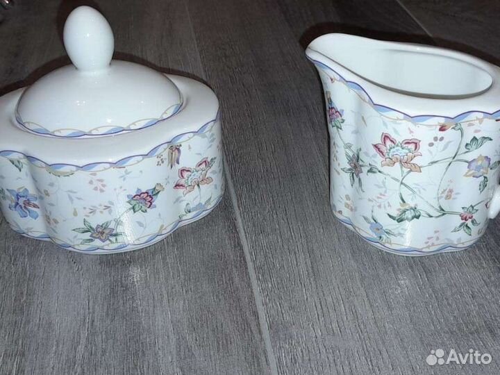 Комплект сахарница и молочник фарфор Япония