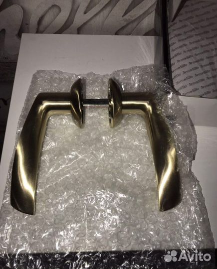 Дверные ручки armadillo