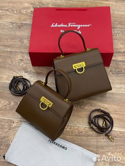 Сумка ferragamo новая коллекция 2025