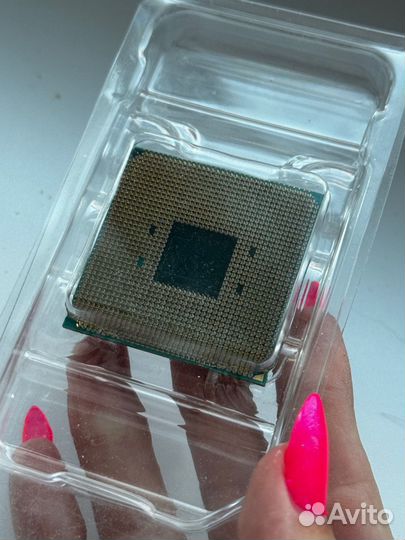 Процессор AMD Ryzen 3 3200G