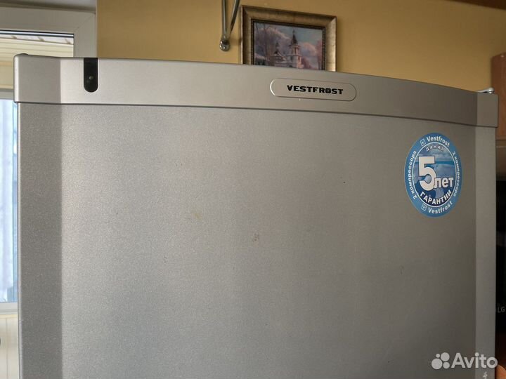 Холодильник vestfrost