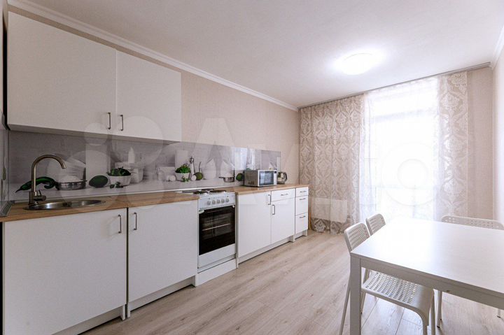 1-к. квартира, 42 м², 3/18 эт.