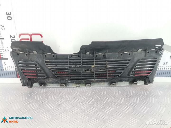 Решетка радиатора Saab 9-5 1999 4677191