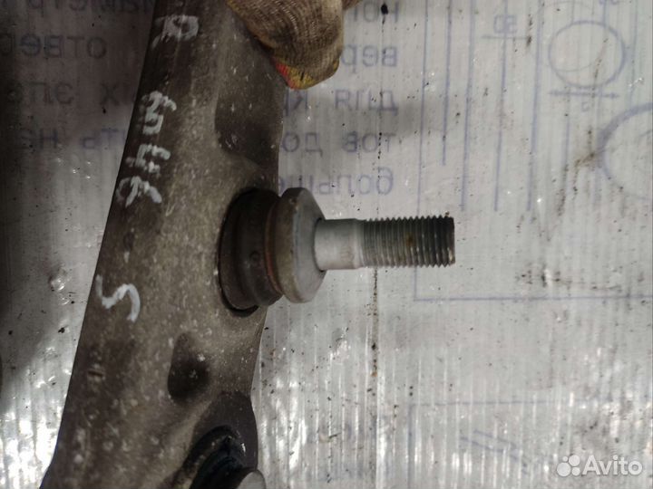 Рычаг передней подвески Mercedes W205