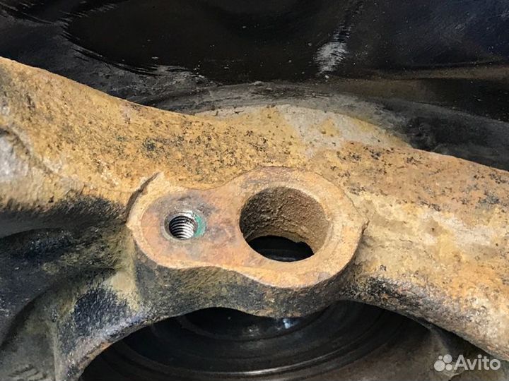 Кулак поворотный передний левый Kia Rio 3 1.6 G4FC