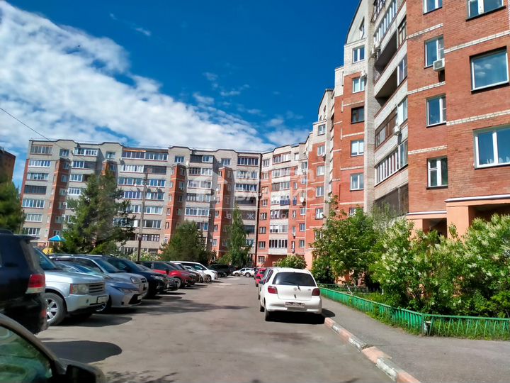 3-к. квартира, 95,4 м², 8/9 эт.