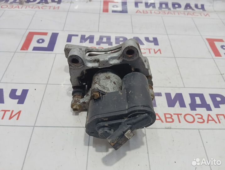 Суппорт тормозной задний левый Volkswagen Passat CC 5N0615403