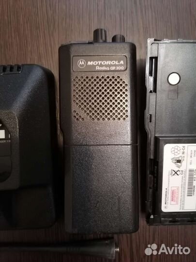 Носимая радиостанция Motorola GP 300