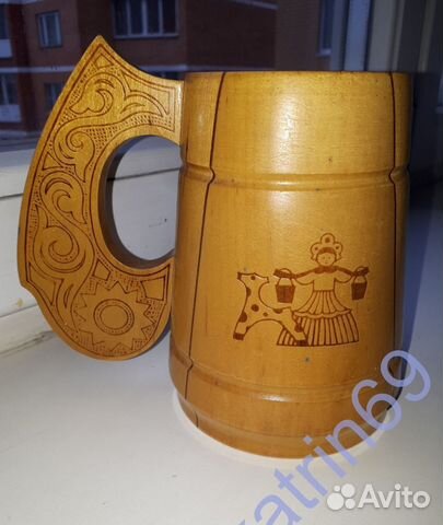 Деревянная пивная кружка