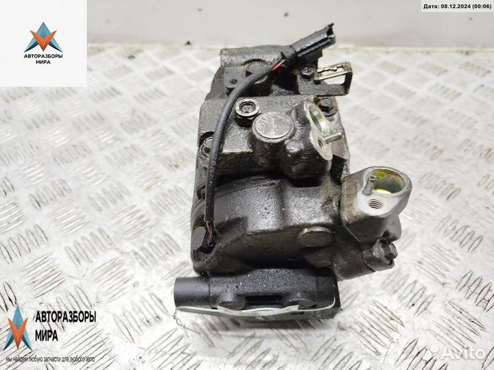 Компрессор кондиционера BMW 7 E65/E66/E67 2002