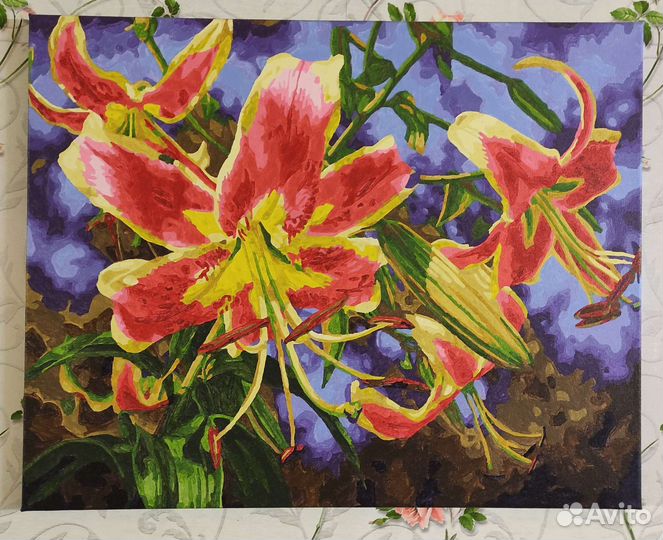 Картина акриловыми красками (по номерам, готовая)