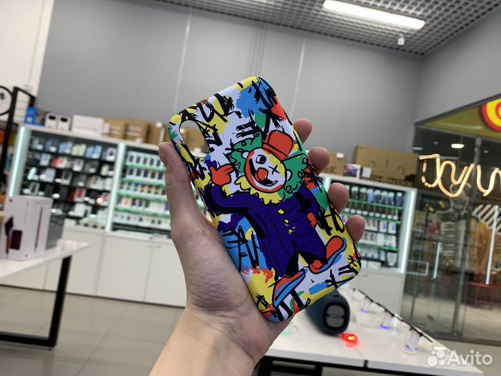Яркие чехлы для iPhone X и iPhone Xs