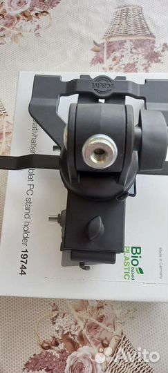 Держатель для планшета K&M 19744