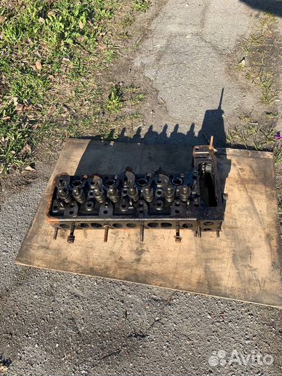 Головка блока 615 дизеля двигателя Mercedes W123