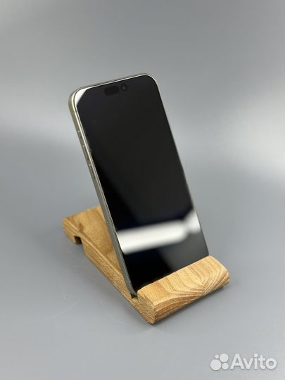 iPhone 15 Pro, 256 ГБ