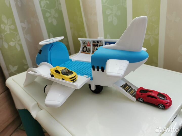 Самолет Super storage