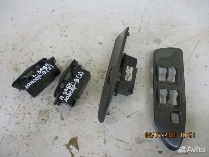 Кнопка стеклоподъемника двери Митсубиси лансер 9