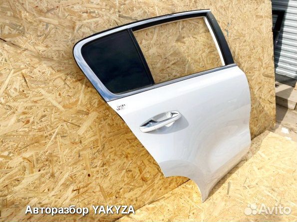 Дверь задняя правая Kia Sportage 4 Киа Спортейдж 4