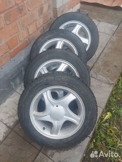 Колеса зимние 185 65 r14 с дисками
