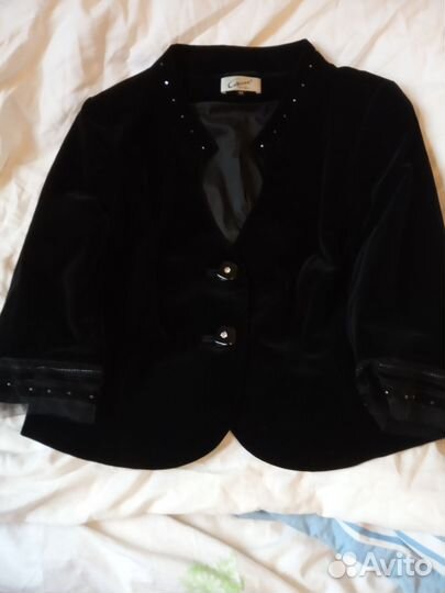 Костюм женский