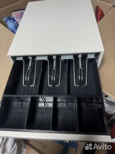 Ящик для денег