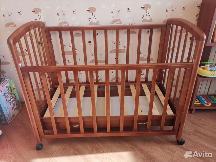 Детская кроватка 120х60см