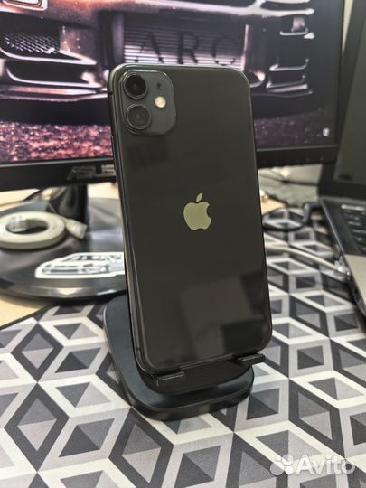 iPhone 11, 64 ГБ