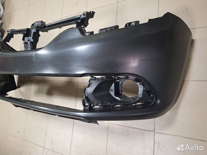 Бампер передний Renault Logan L8