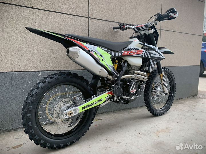 Мотоцикл кроссовый BSE T8