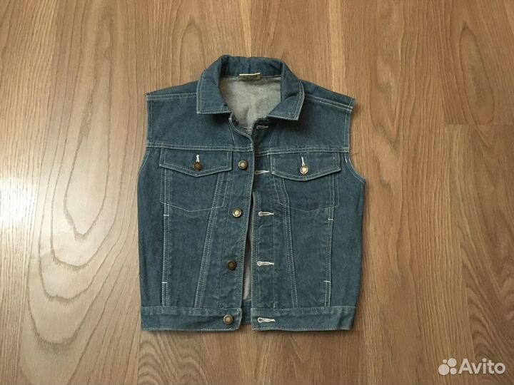 Жилетка джинсовая