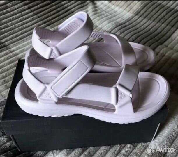 Женские сандали tendance 39