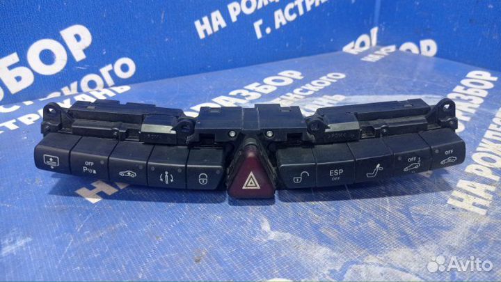 Блок кнопок Mercedes-Benz W220 седан 2004