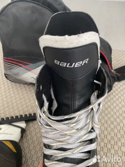 Хоккейные коньки bauer